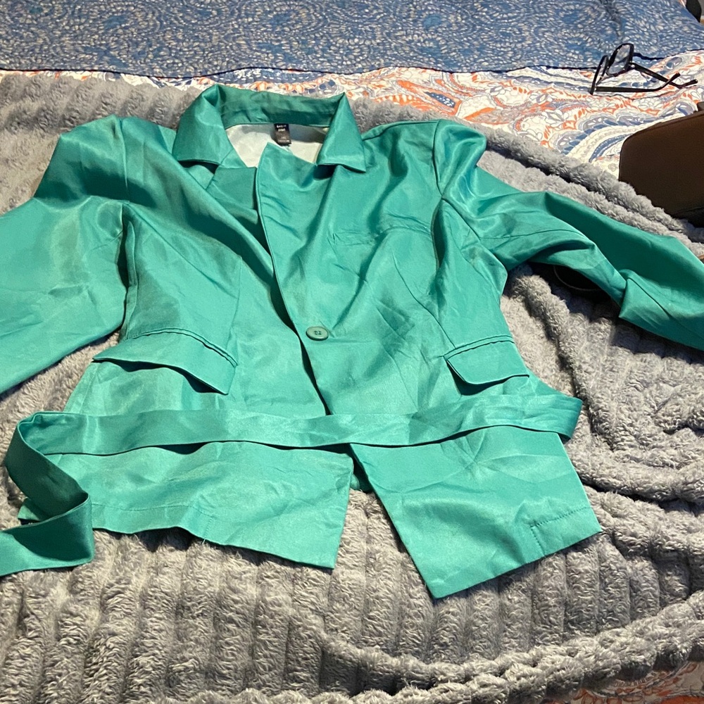Chic Women's Teal Blazer